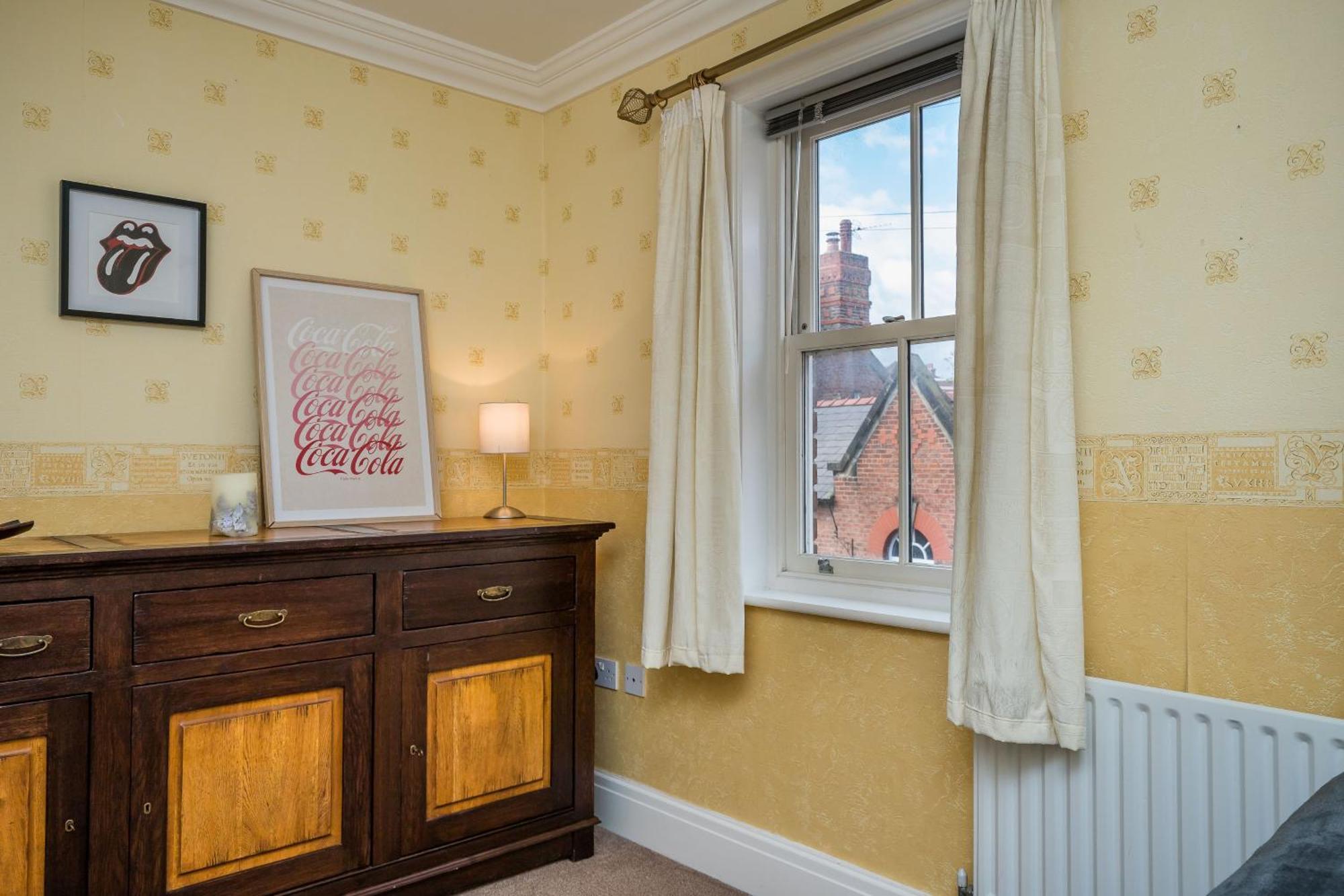 Spacious, 3 Bed House For 6 In Central Chester Hotel ภายนอก รูปภาพ